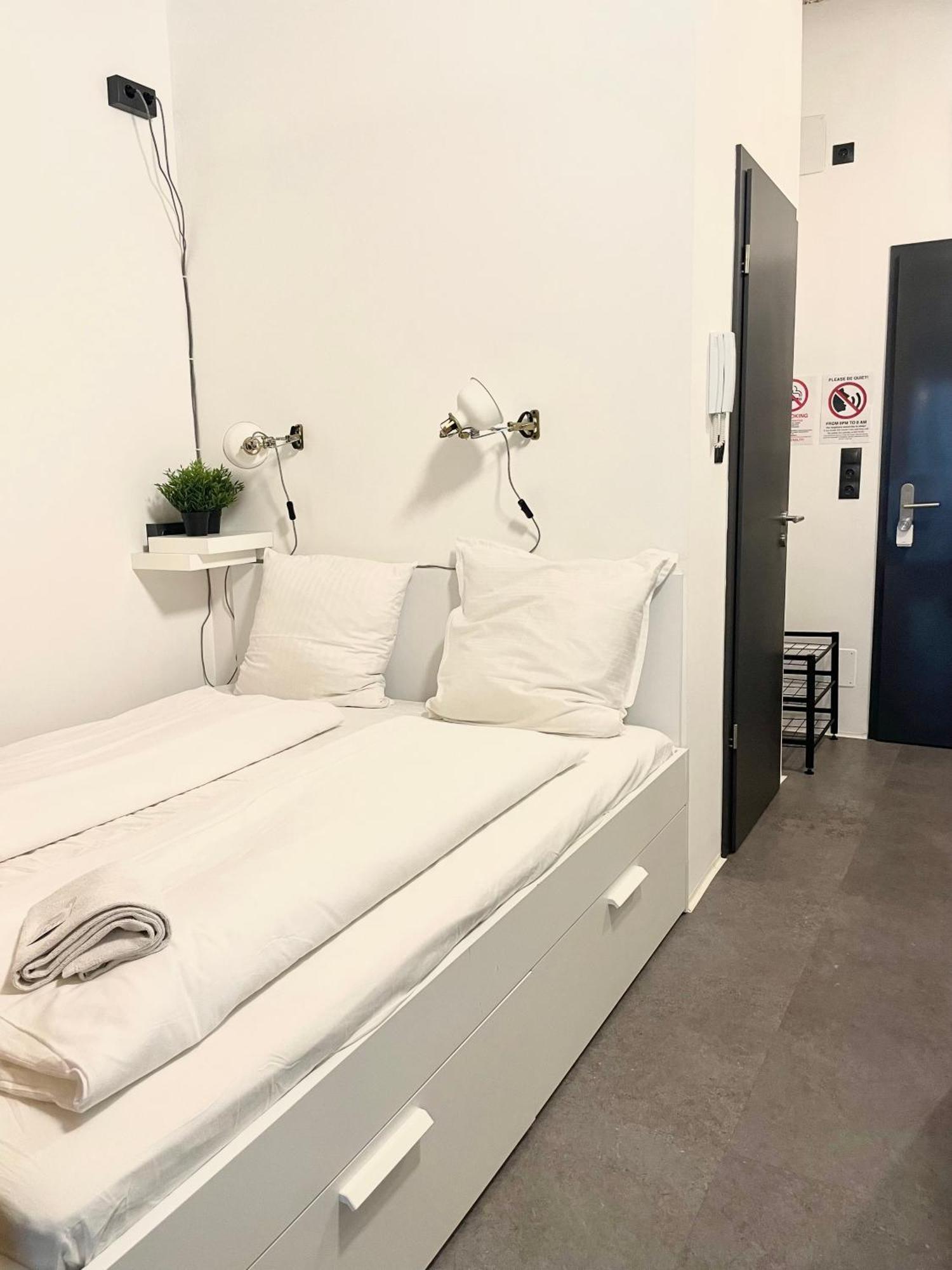 Studio Apartment By Hi5- Rottenbiller Apartment 부다페스트 외부 사진